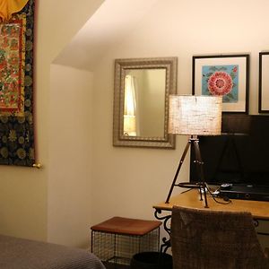 Deluxe Double Room Marpa